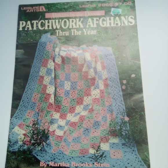 Afghans by the Dozen Patchwork Afghans Thru the Year Crochet Crocheting Vintage - Picture 1 of 6